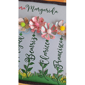 Jardim de Aluno – Quadro com Flores e Nomes Personalizados