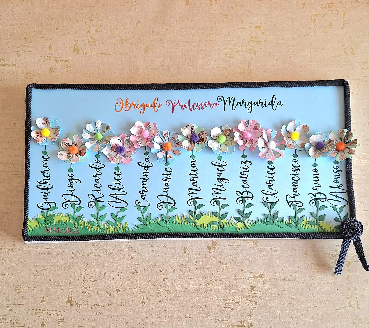 Jardim de Aluno – Quadro com Flores e Nomes Personalizados 5