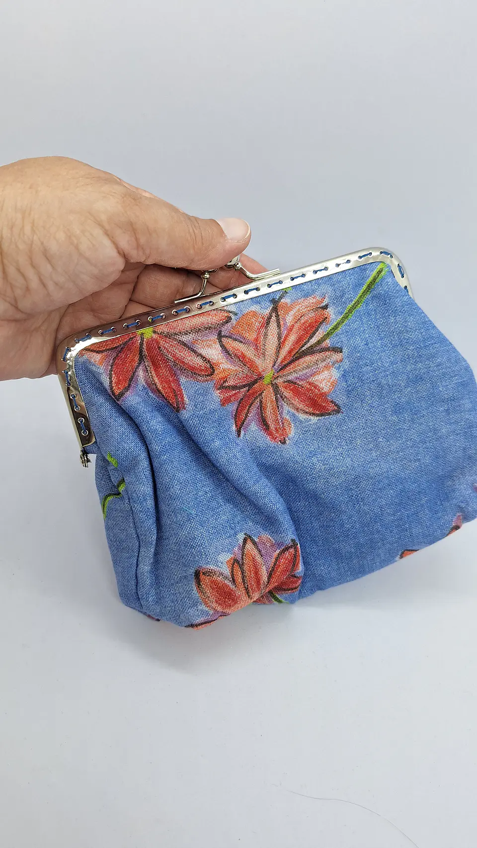 Bolsinha Azul Florida – Estilo Avó 1