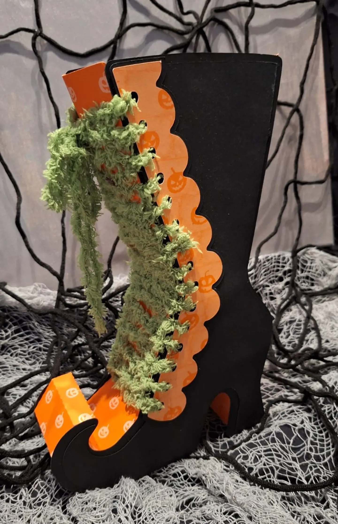 Halloween Bota Bruxa - Decoração Artesanal para Doces e Flores 3