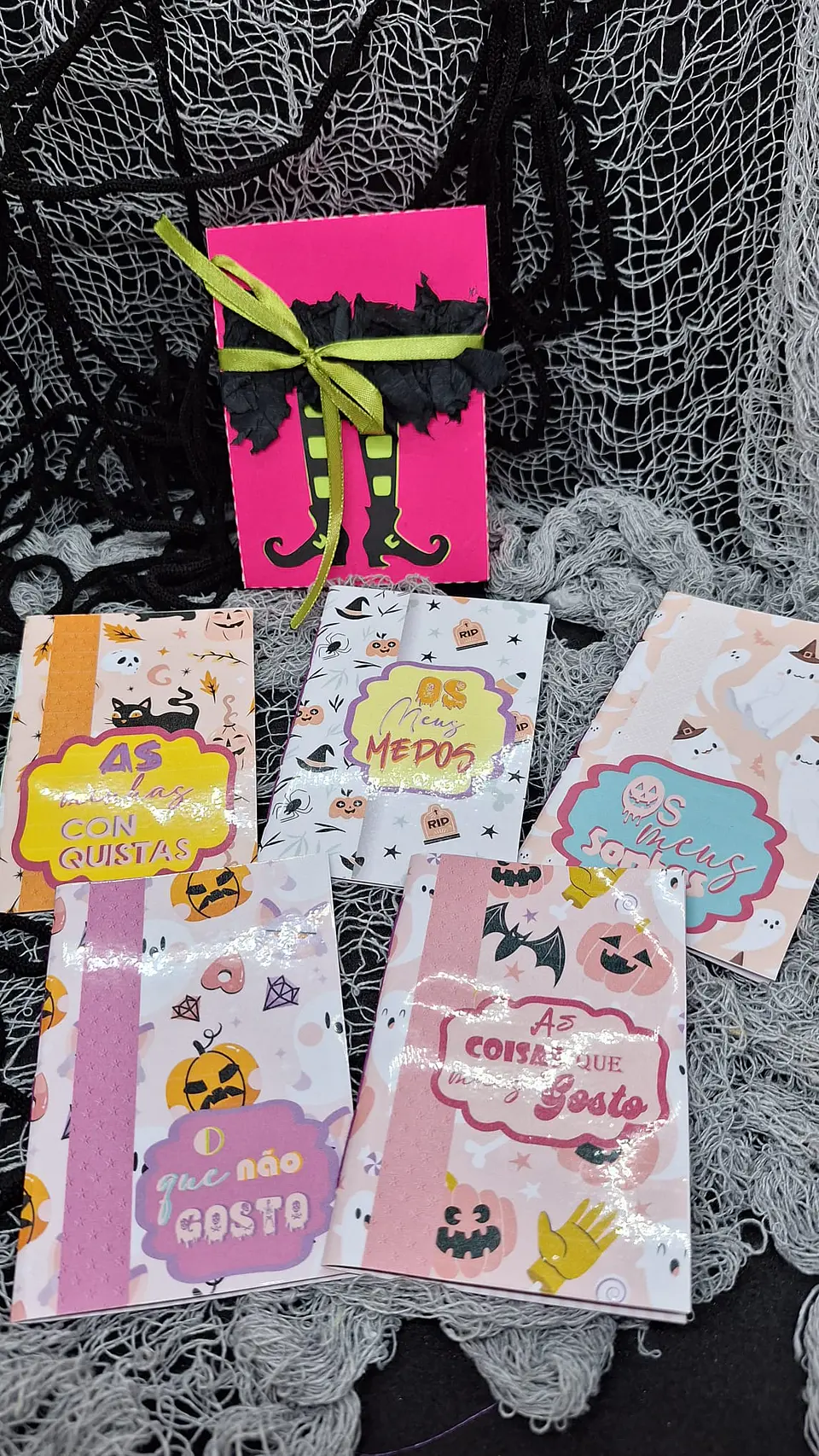 Pack 5 Caderninhos de Halloween 