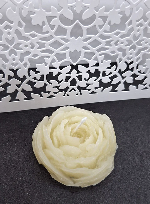 Vela Peônia Alicia Natural em Cera Vegetal