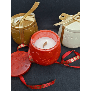 Vela em pote  vermelho com cera de soja