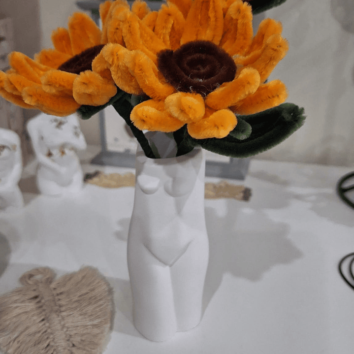 Girassois em corpo minimalista 2