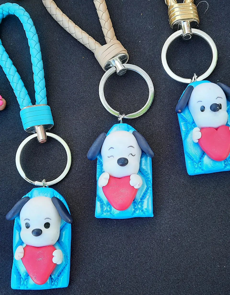 Porta‑Chaves Puppy Love | Feito em biscuit 1