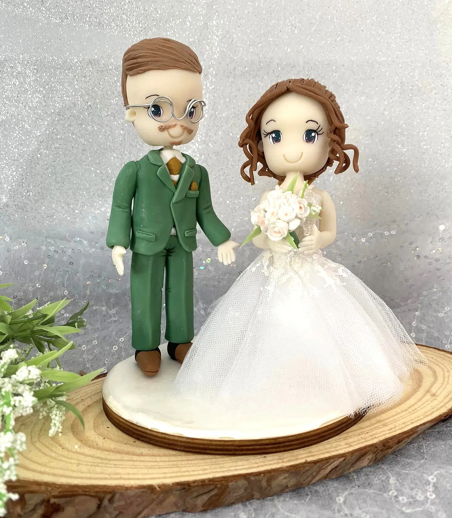 Estatueta de Noivos Tradicionais | Personalizada Porcelana Fria 1