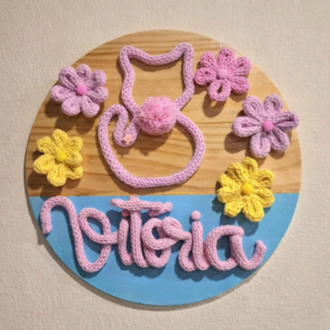 Porta Maternidade Placa em Tricotin 2