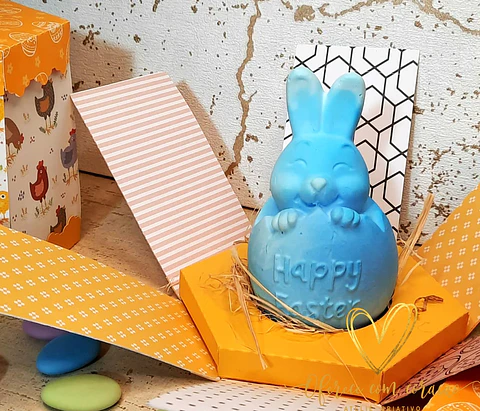 Happy Easter – Coelho da Páscoa em Caixa Explosão