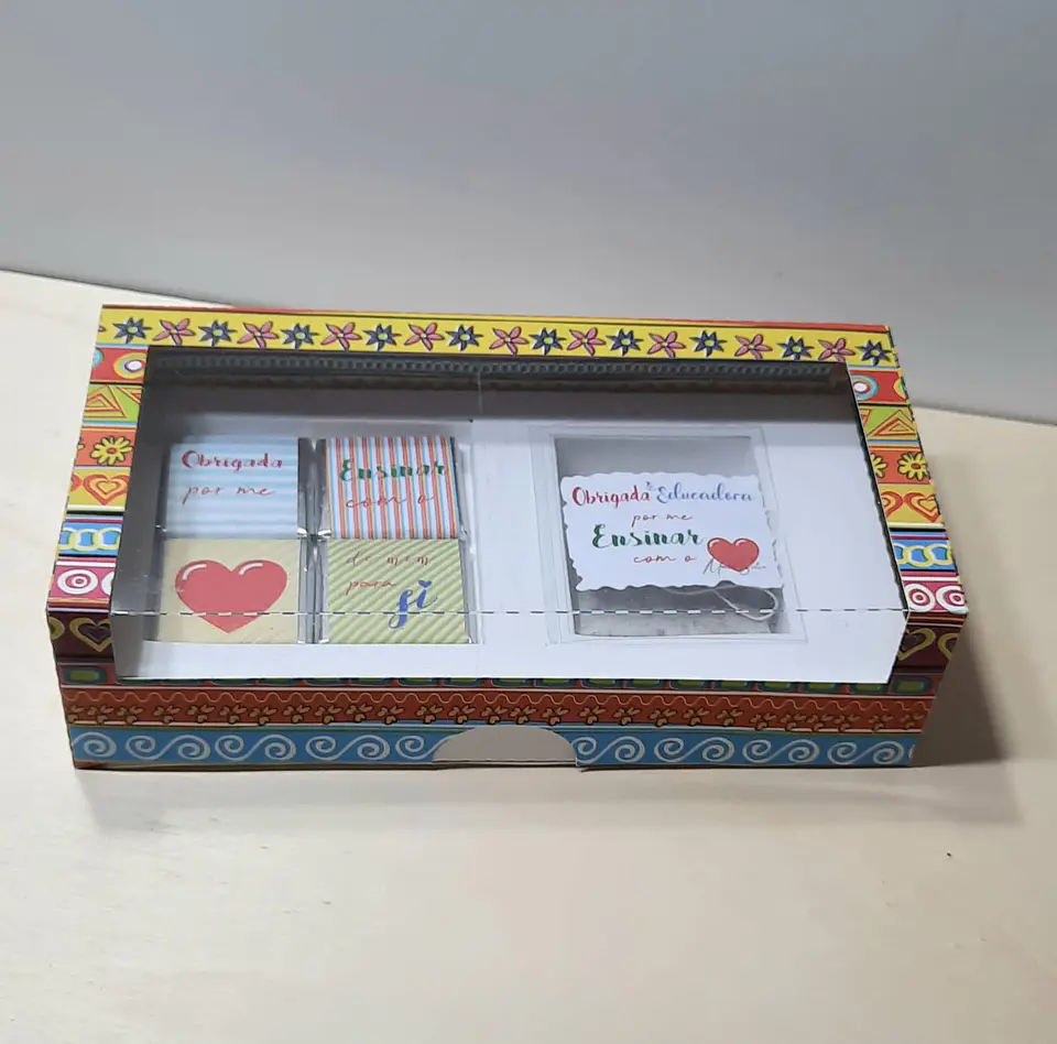 Caixa Gourmet de Doces – Brigadeiros, Brownie & Cupcakes 8