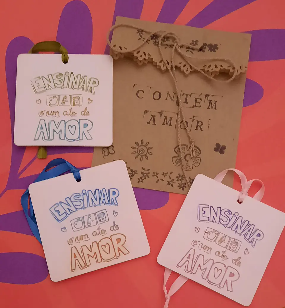 Placa Aromática “Ensinar é um Ato de Amor” 1