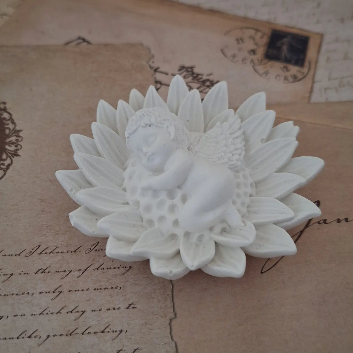 Menino Anjinho na Flor 2