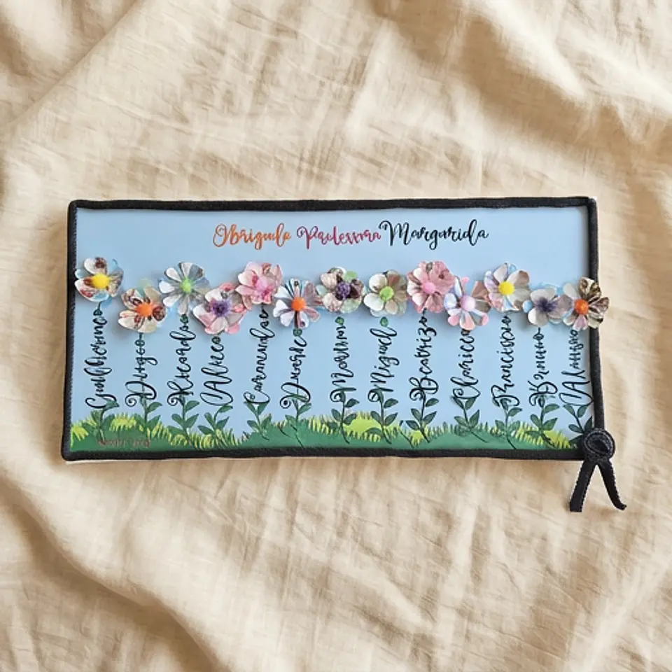 Jardim de Aluno – Quadro com Flores e Nomes Personalizados 1