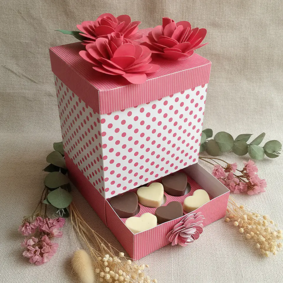 Giftbox | Caixa Cabaz Gavetão e Flores 2