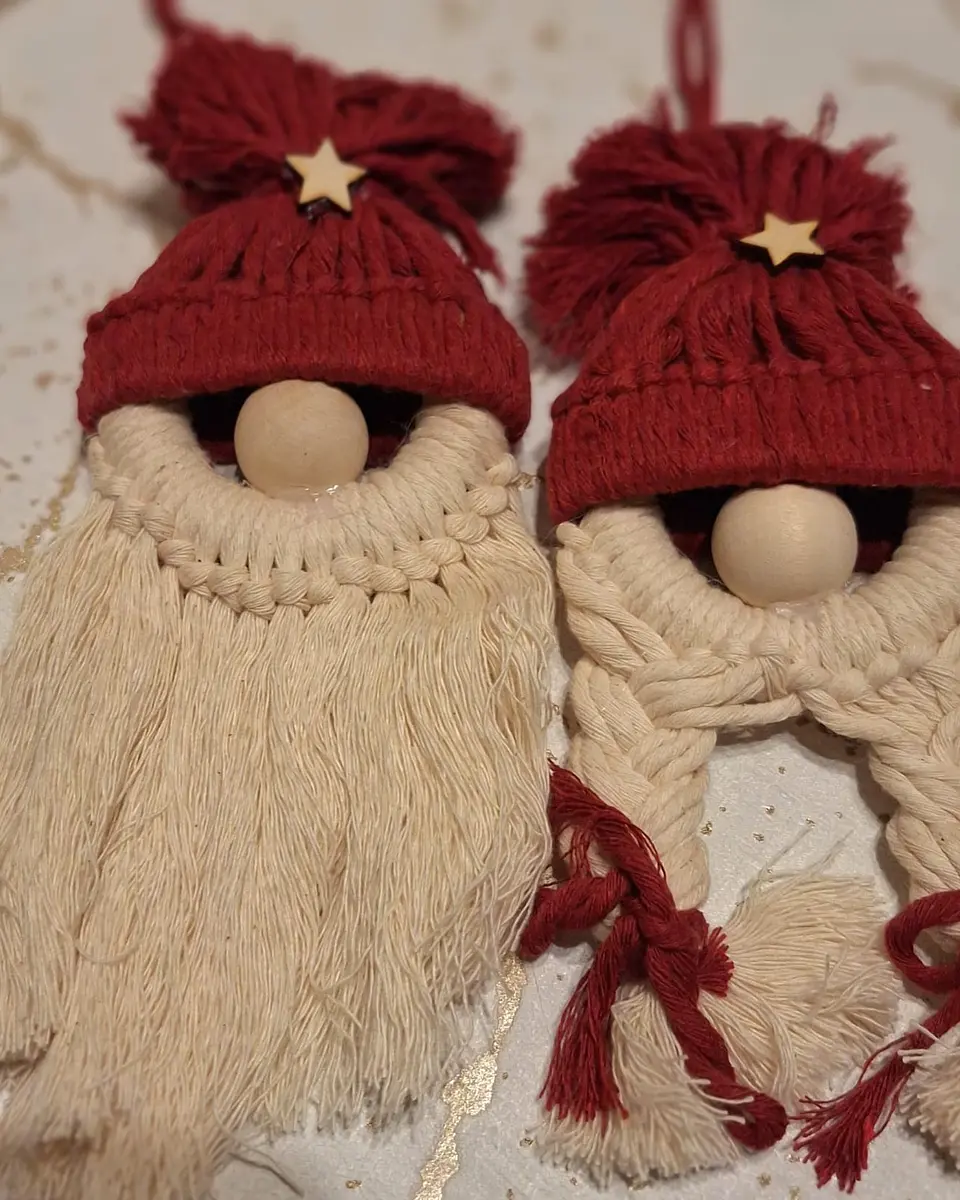 Gnomos Vermelho | macramé 2