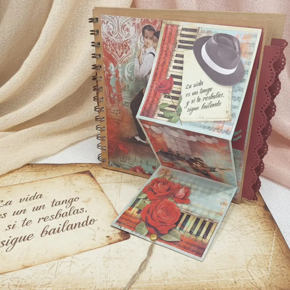 Álbum Tango – Coleção Desire (Stamperia) 1