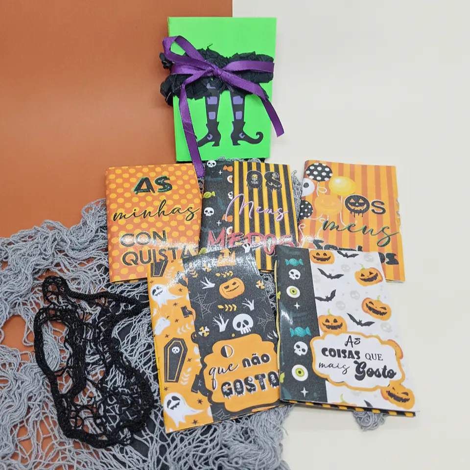 Pack 5 Caderninhos de Halloween 