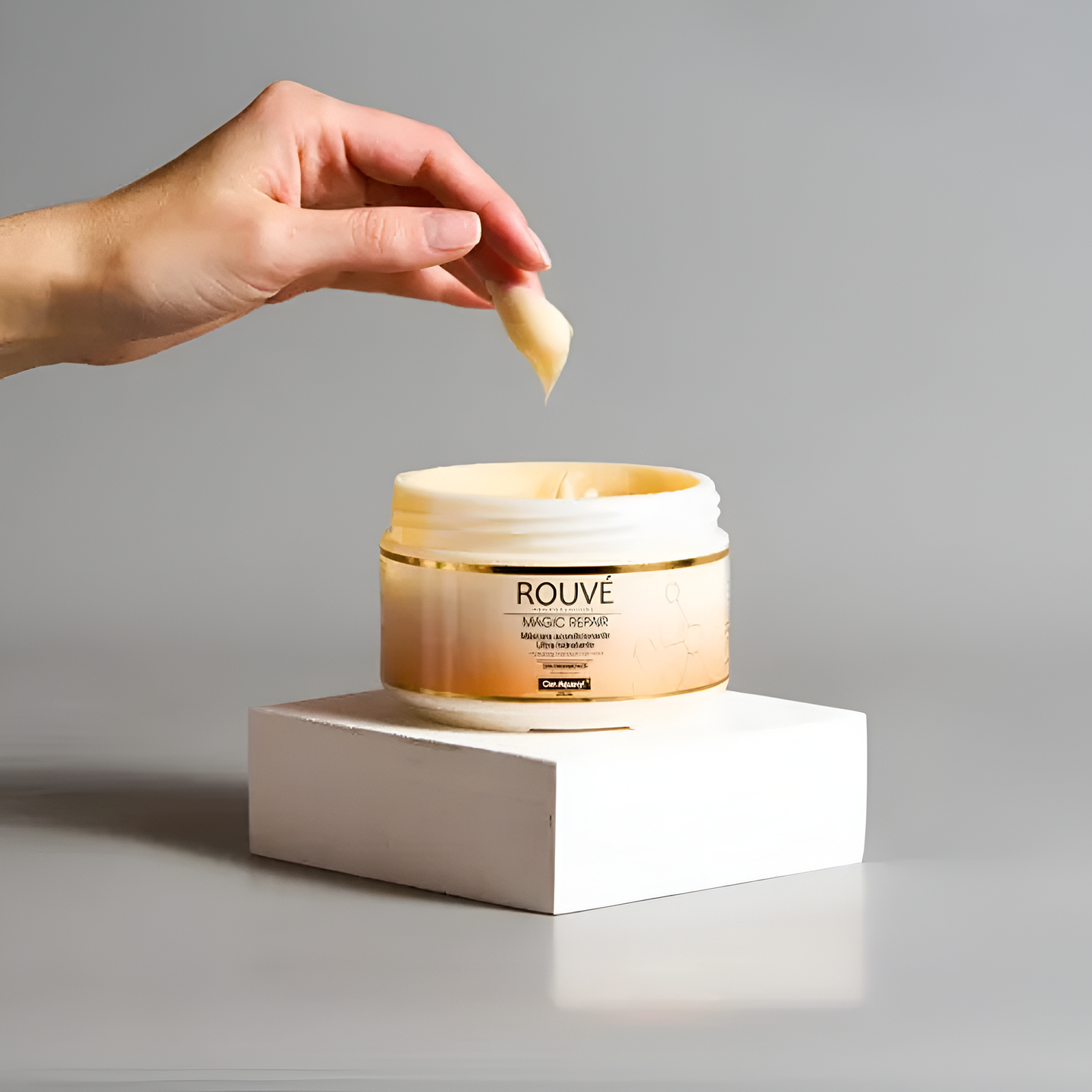 MASCARILLA MAGIC REPAIR MASK ROUVÉ CABELLOR SECOS Y SIN VIDA 270ml 2