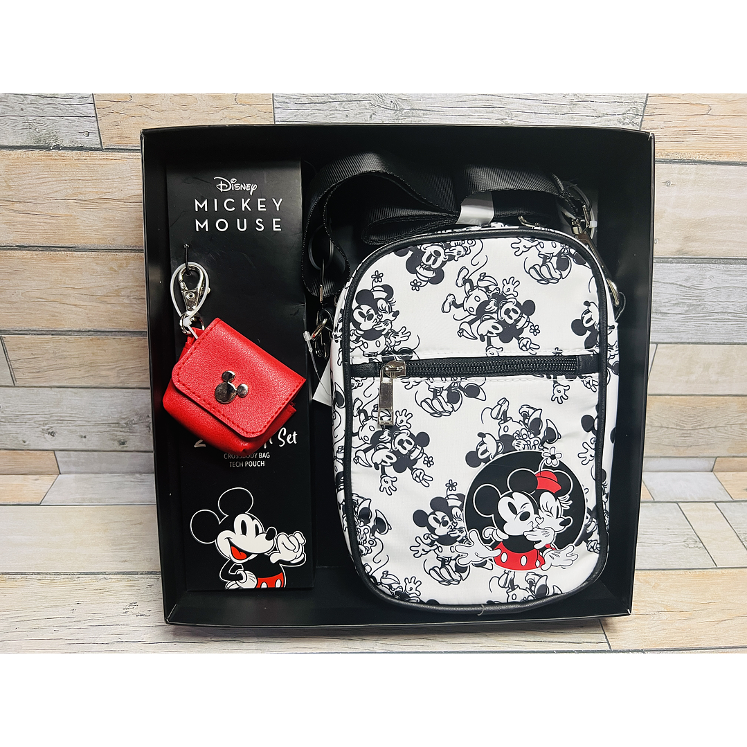 Crossbody Mickey & Minnie 1
