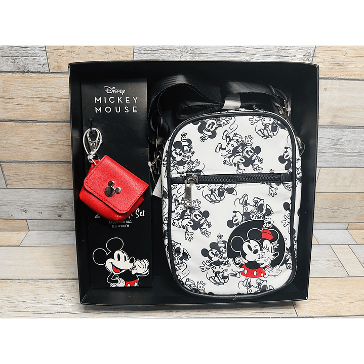 Crossbody Mickey & Minnie 1