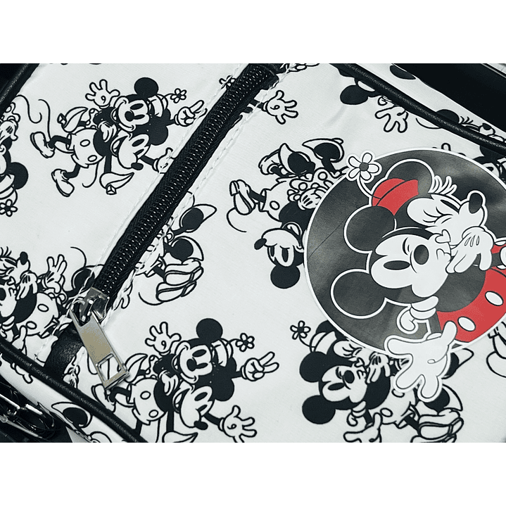 Crossbody Mickey & Minnie 4