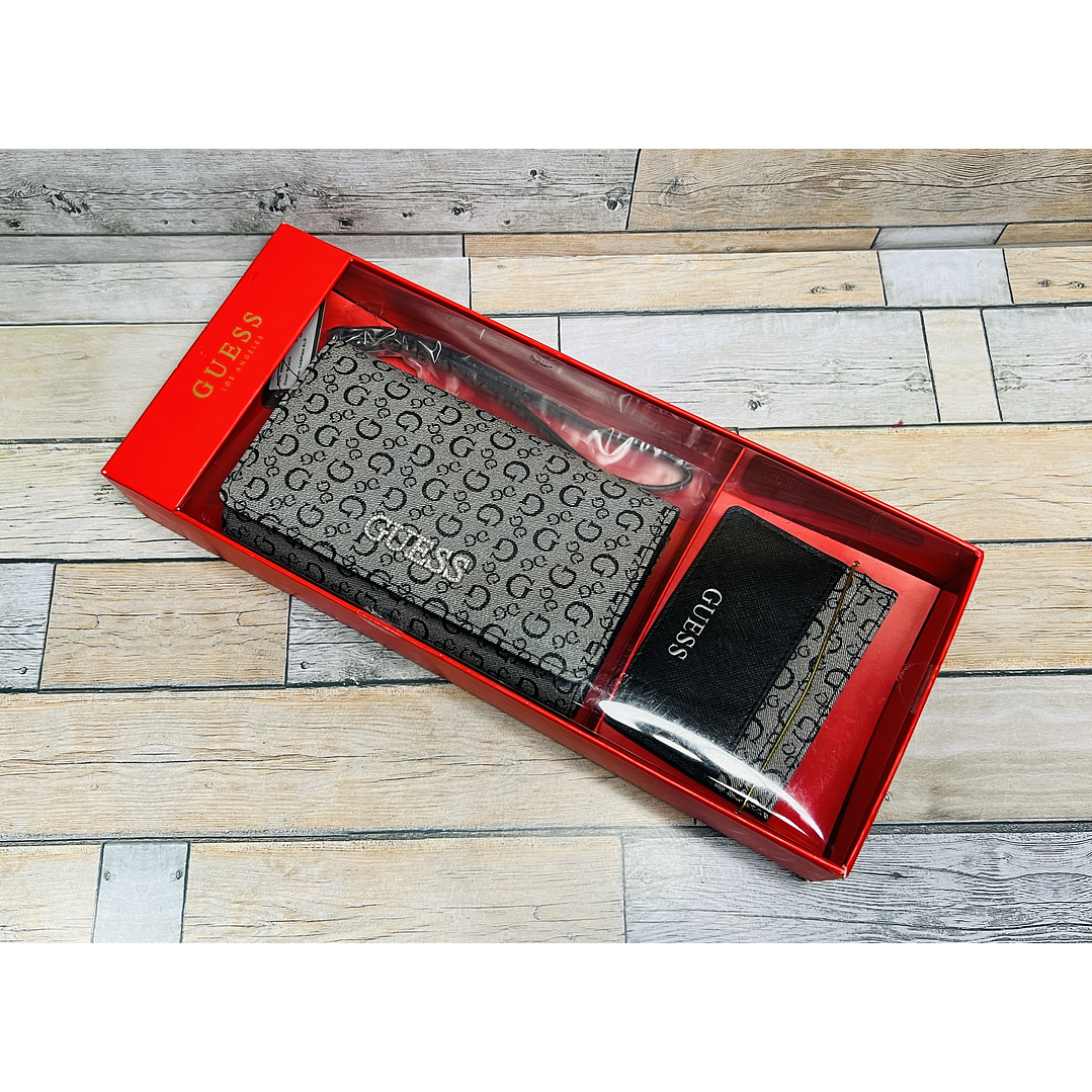Set Billetera y tarjetero Guess 4