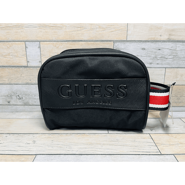 Cosmetiquero Guess 1