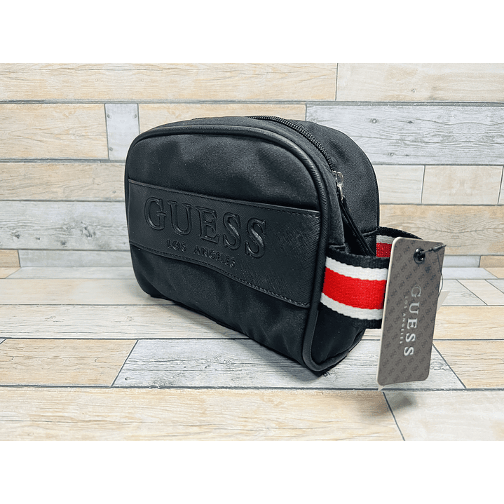 Cosmetiquero Guess 2