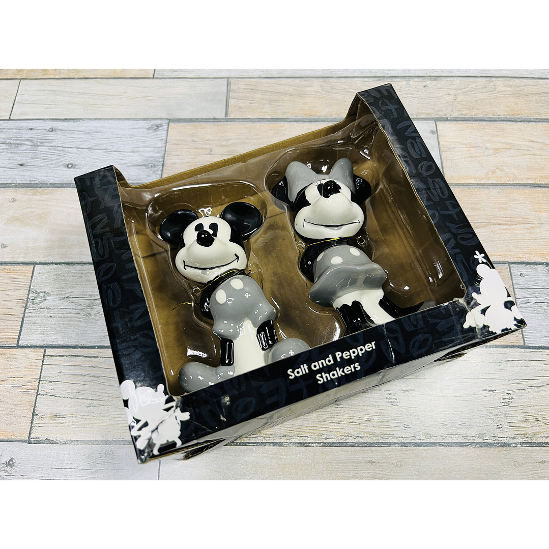 Salero y Pimentero Mickey & Minnie 3