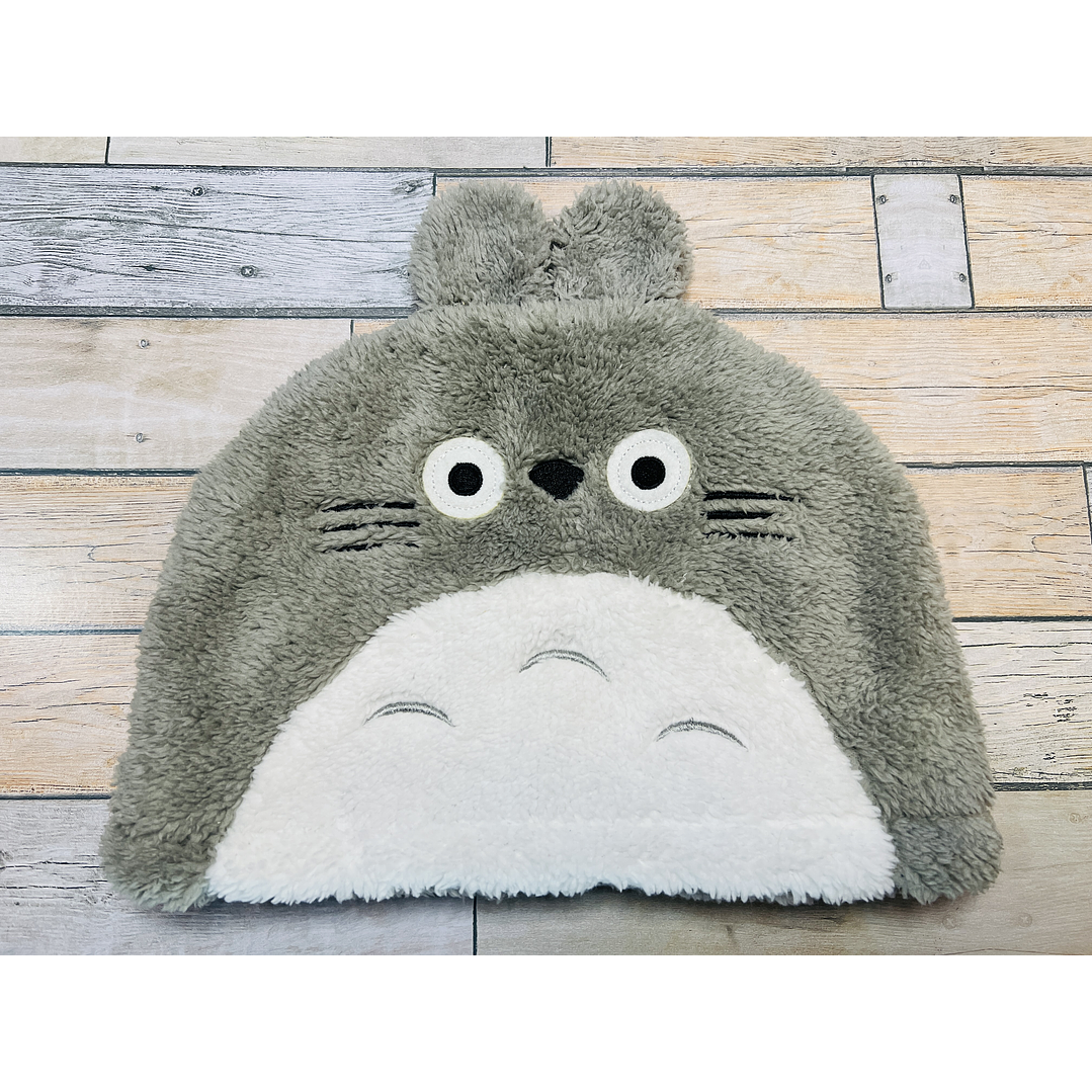 Gorro Totoro 1