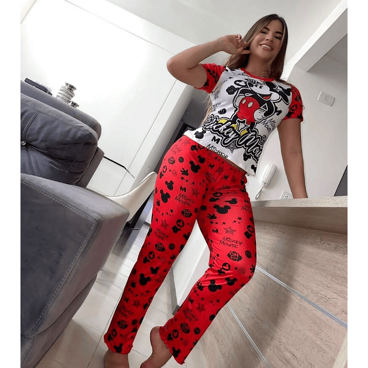 Pijama Mickey  2