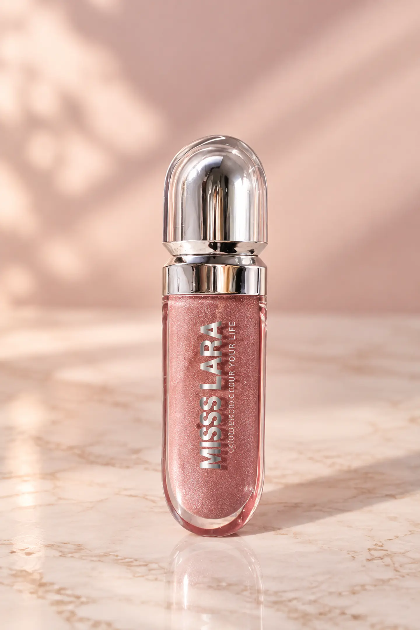 Labial Dupe de Kiko Milano con Brillo y Color Miss Lara 7