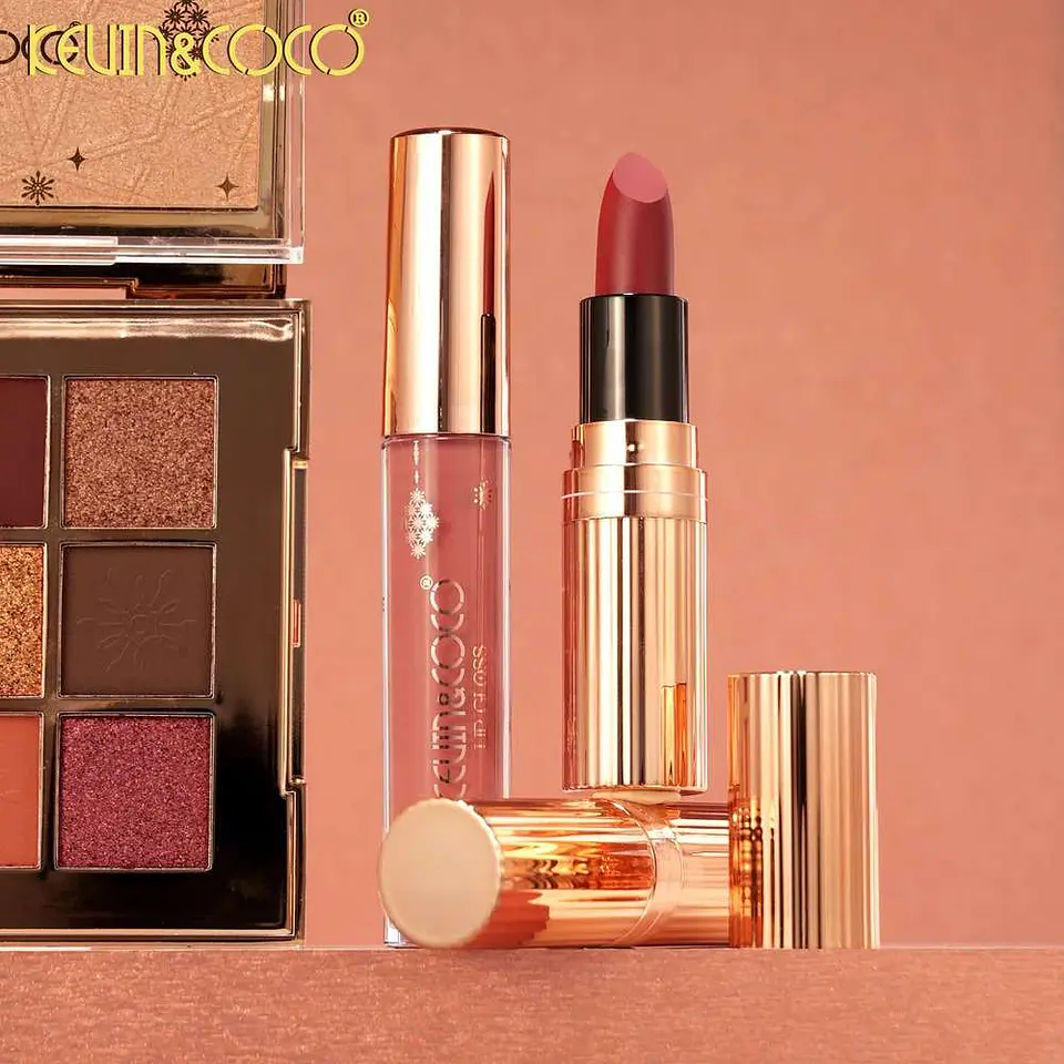 Set de Maquillaje Tipo Cartera Kevin & Coco 3