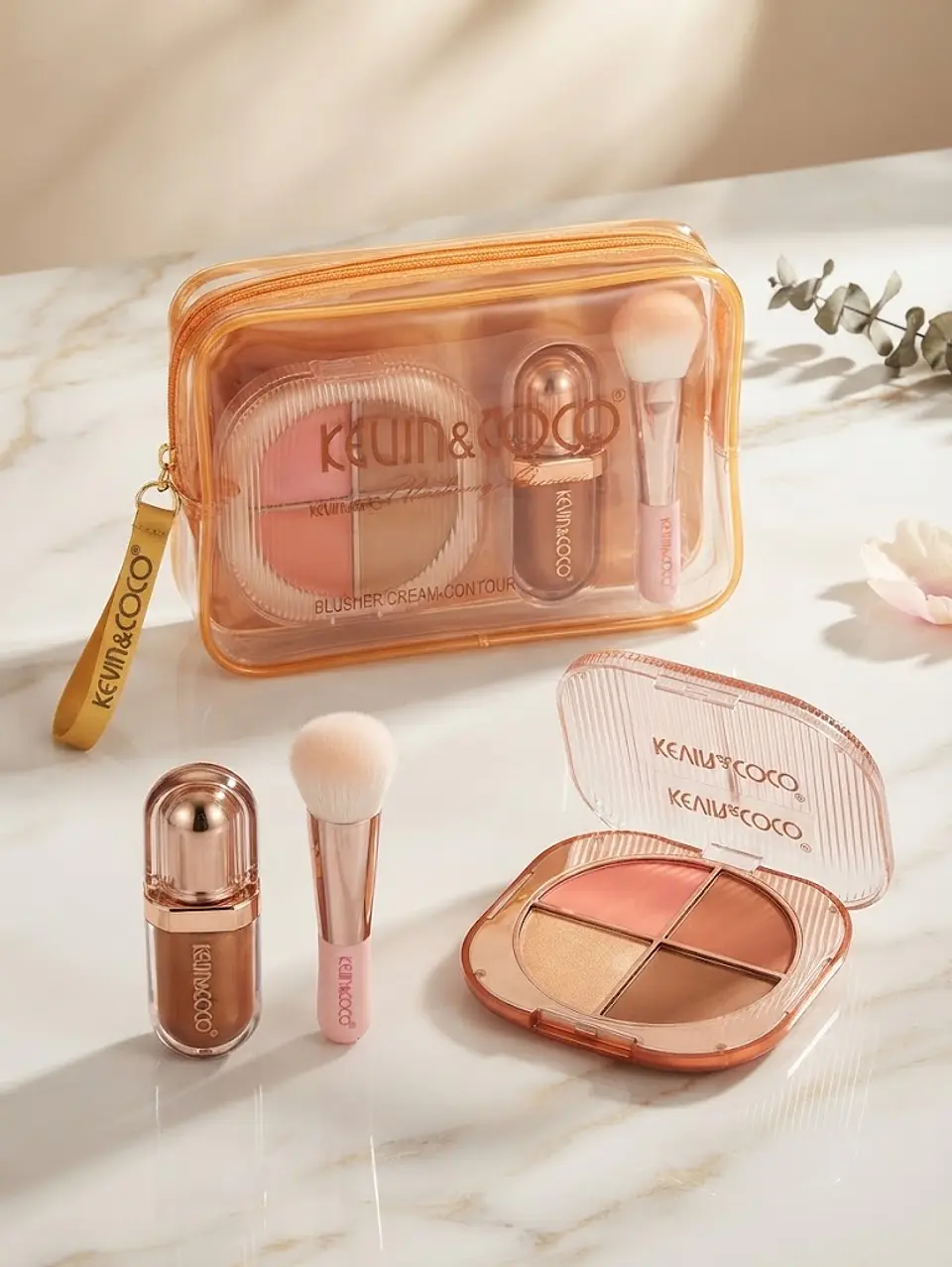 Set de Maquillaje Kevin & Coco con Cosmetiquero 1
