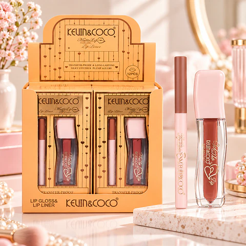 Lip Combo: Delineador Retráctil + Brillo Labial