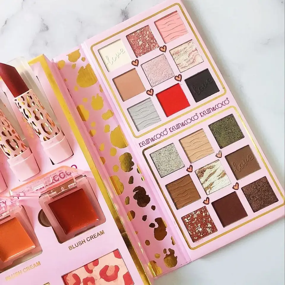 Set de Maquillaje Kevin & Coco – Iluminadores, Sombras y Labiales 2