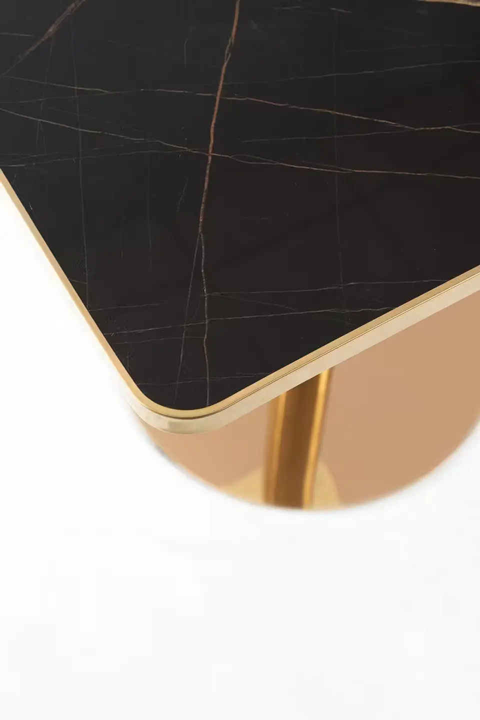 Mesa Golden Black 70x70 4