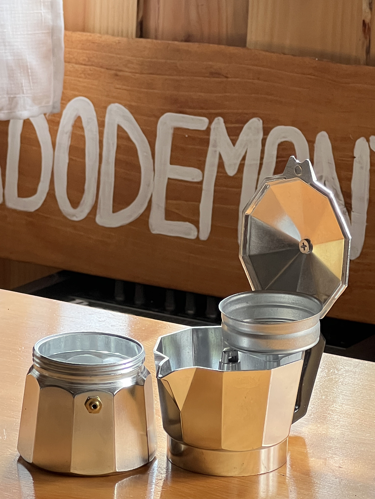 Cafetera Italiana Moka 3 Tazas 2