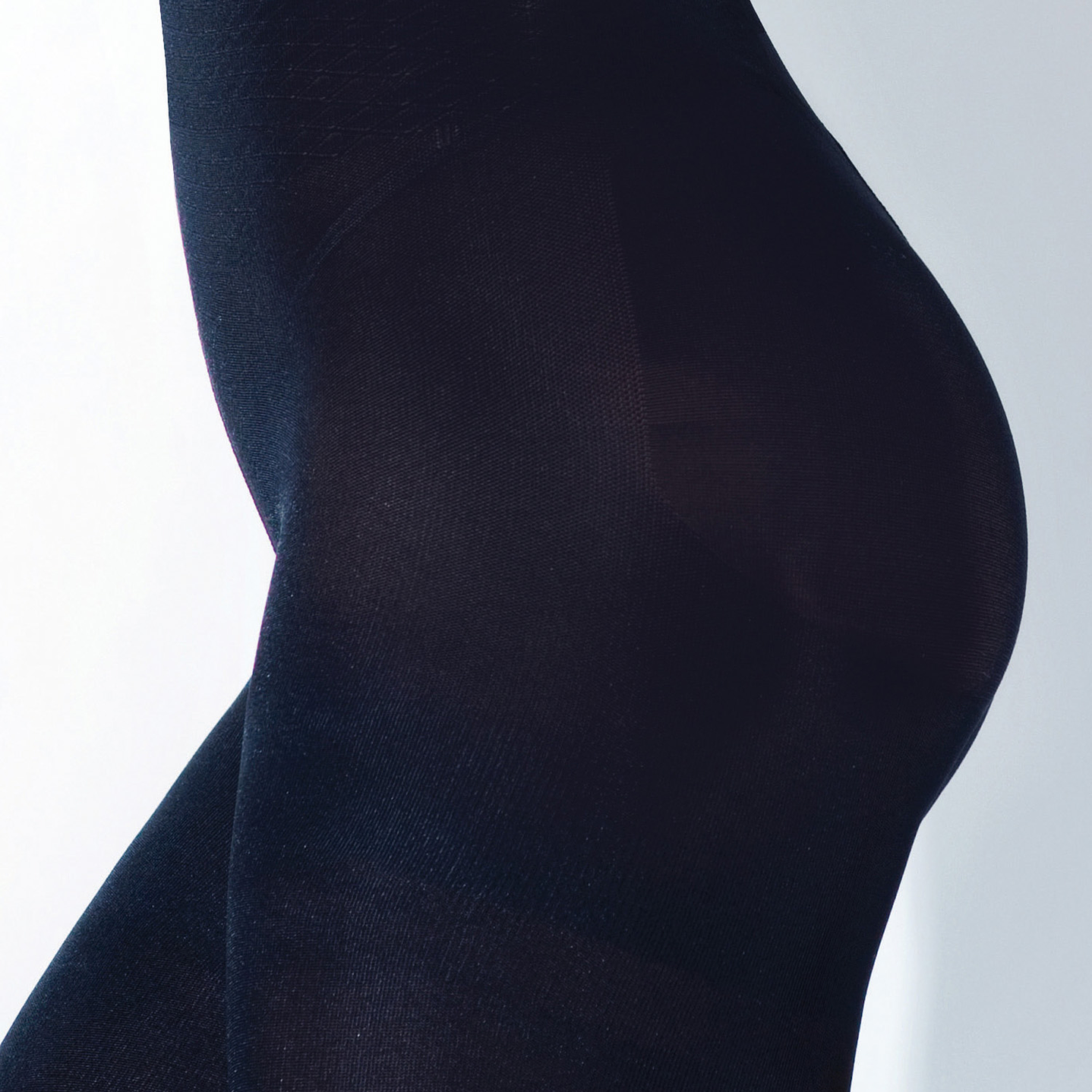 BERMUDA REDUCTORA CINTURA ALTA 1472X 4