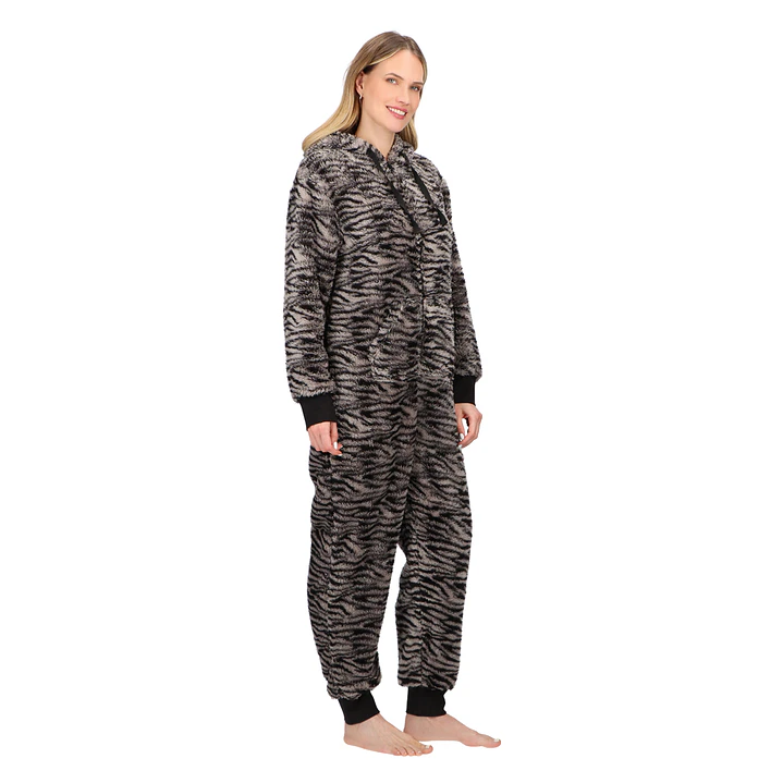 ENTERITO CON CAPUCHA 3