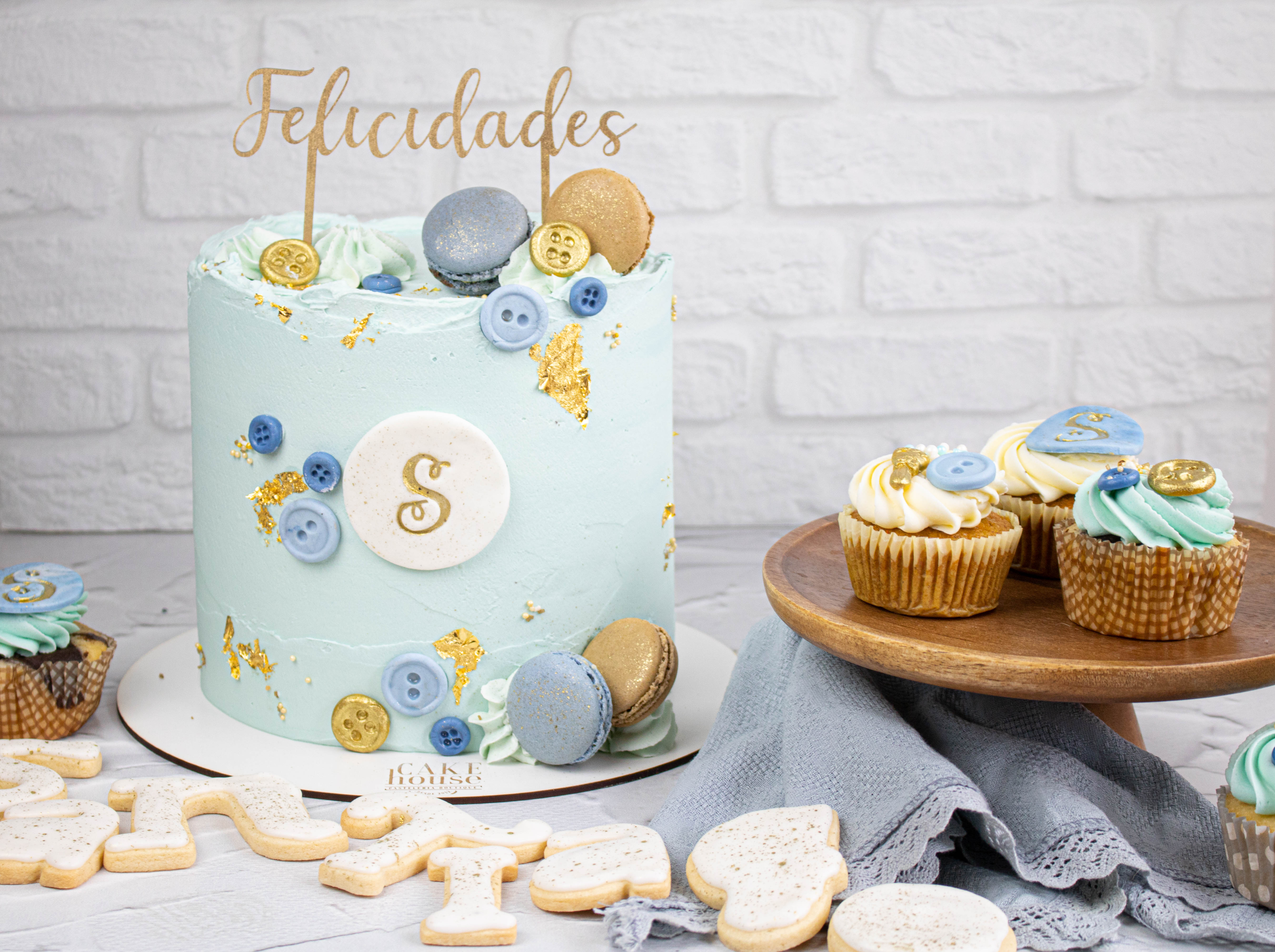 Pack torta 20 px, 12 cupcakes y 12 galletas