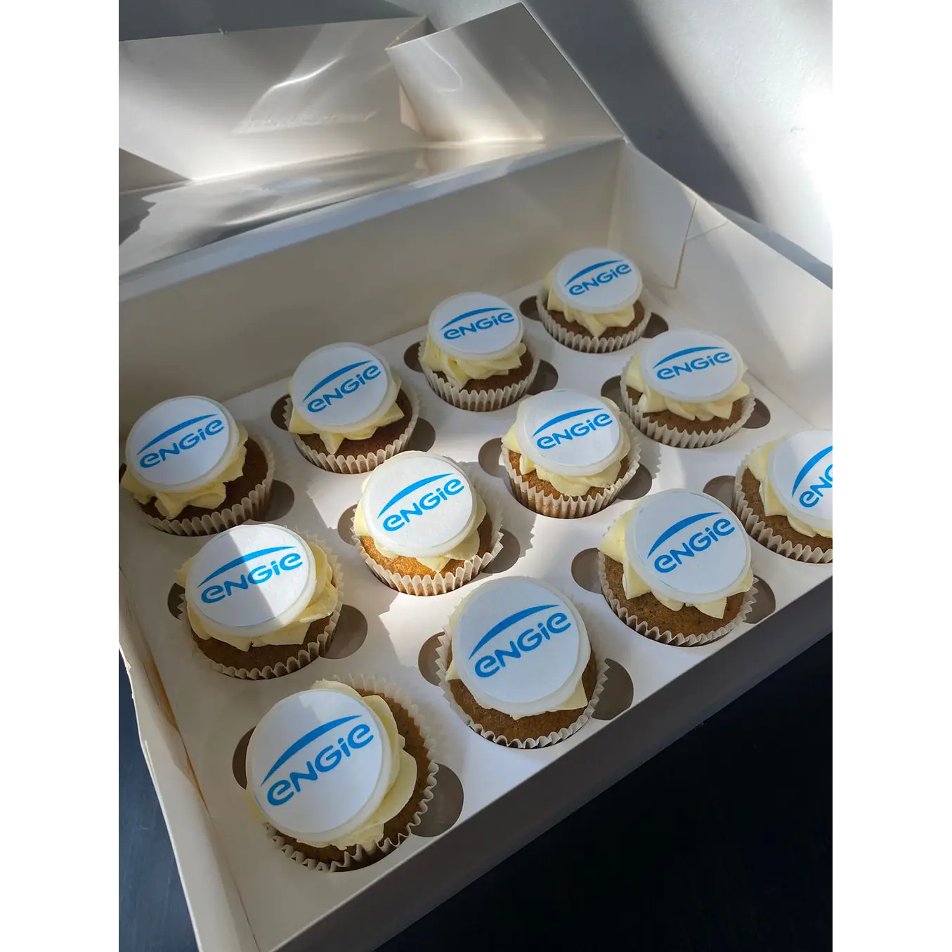 Cupcakes Corporativos Docena 3
