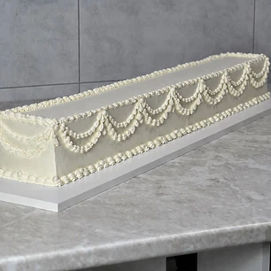 Long Cake Vintage simple