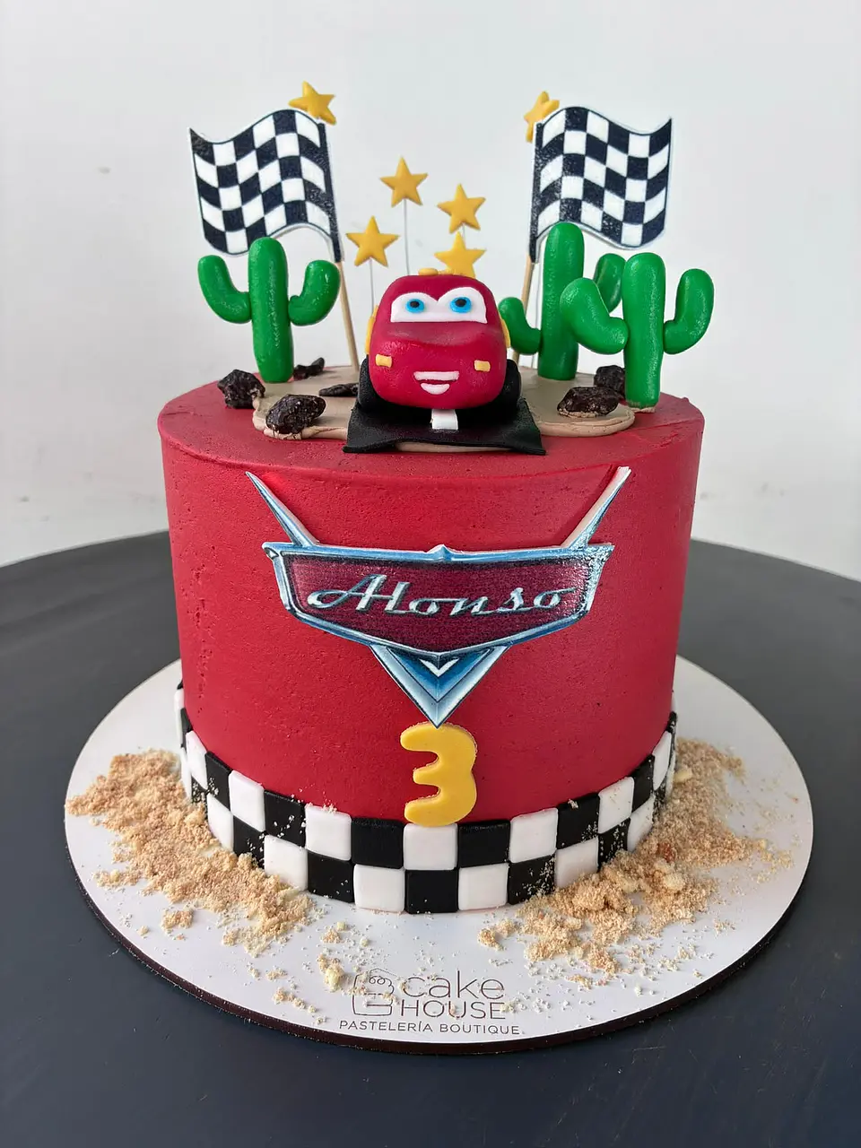 Tortas Personajes con 1 figura modelada 4