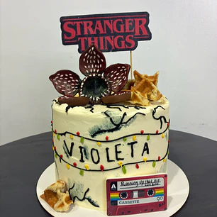 Tortas Personajes con 1 figura modelada