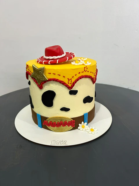 Tortas Personajes con 1 figura modelada