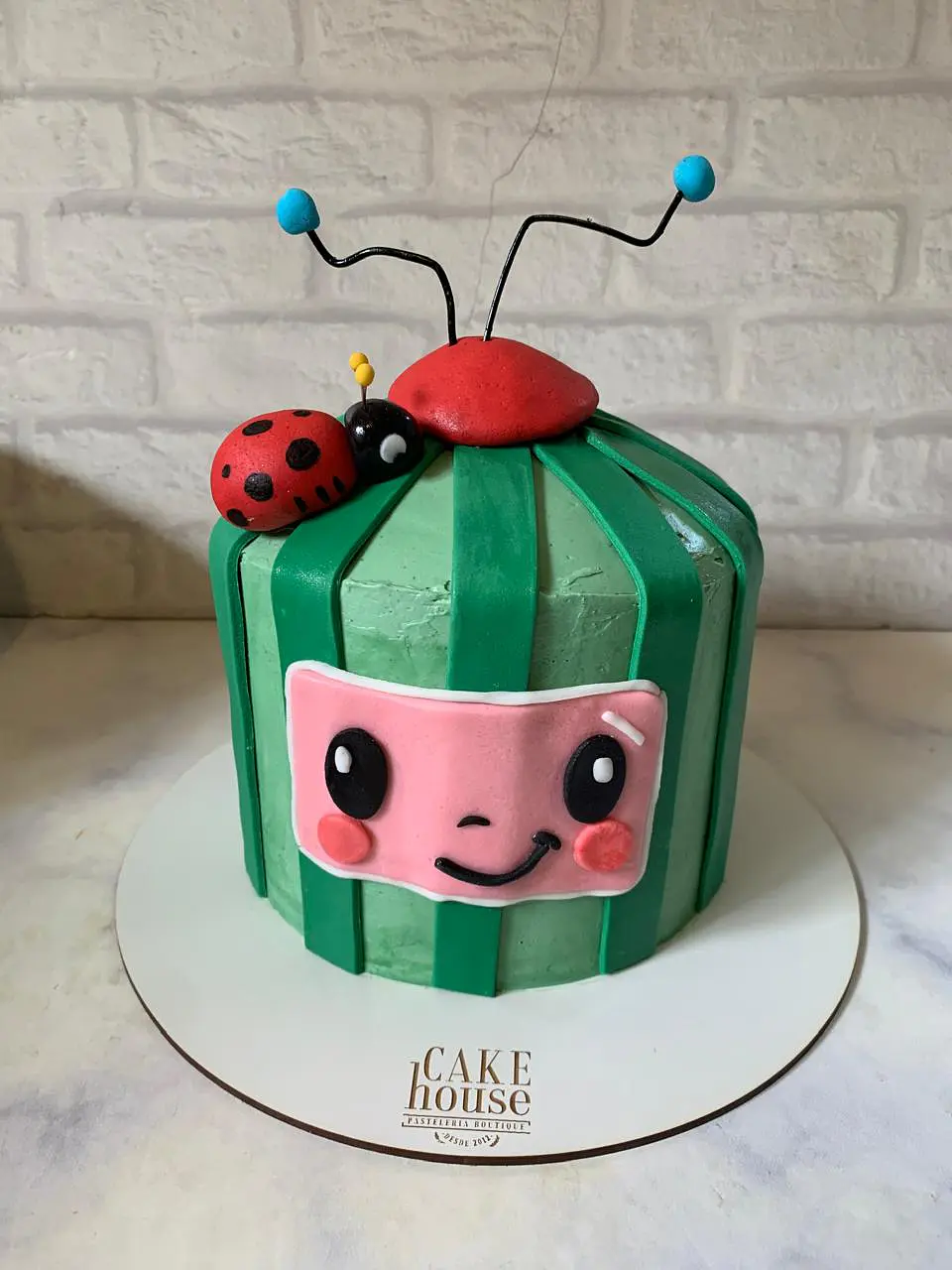 Torta personaje cara completa 9