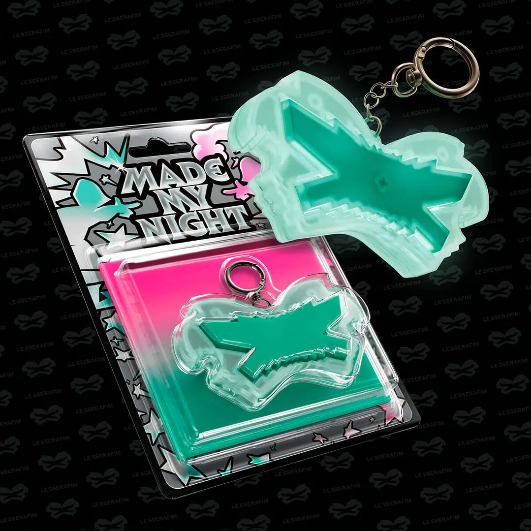 [PREVENTA] LE SSERAFIM - Made My Night Glow Clicker Keychain (MINT Version) 1