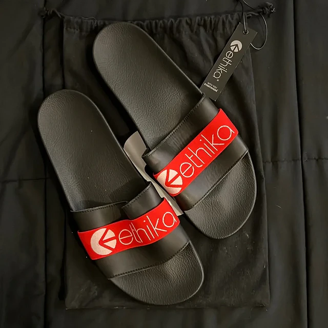 Red PREMIUM SLIDES 44	ETHIKA
