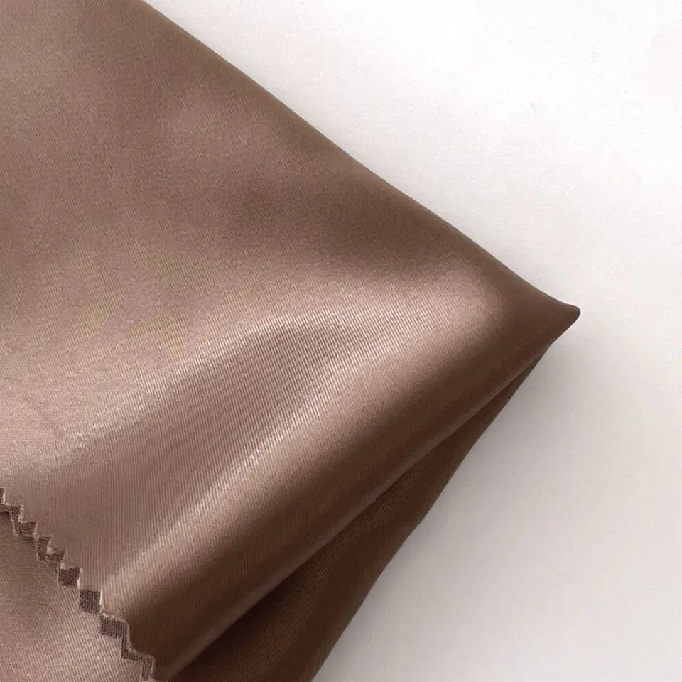 Satén Soft  -  180 gsm, 118 cm de ancho, 92% Poliéster, 8% Elastano 8