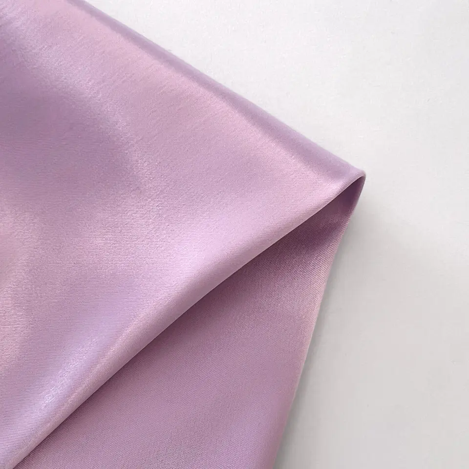 Satén Soft  -  180 gsm, 118 cm de ancho, 92% Poliéster, 8% Elastano 2